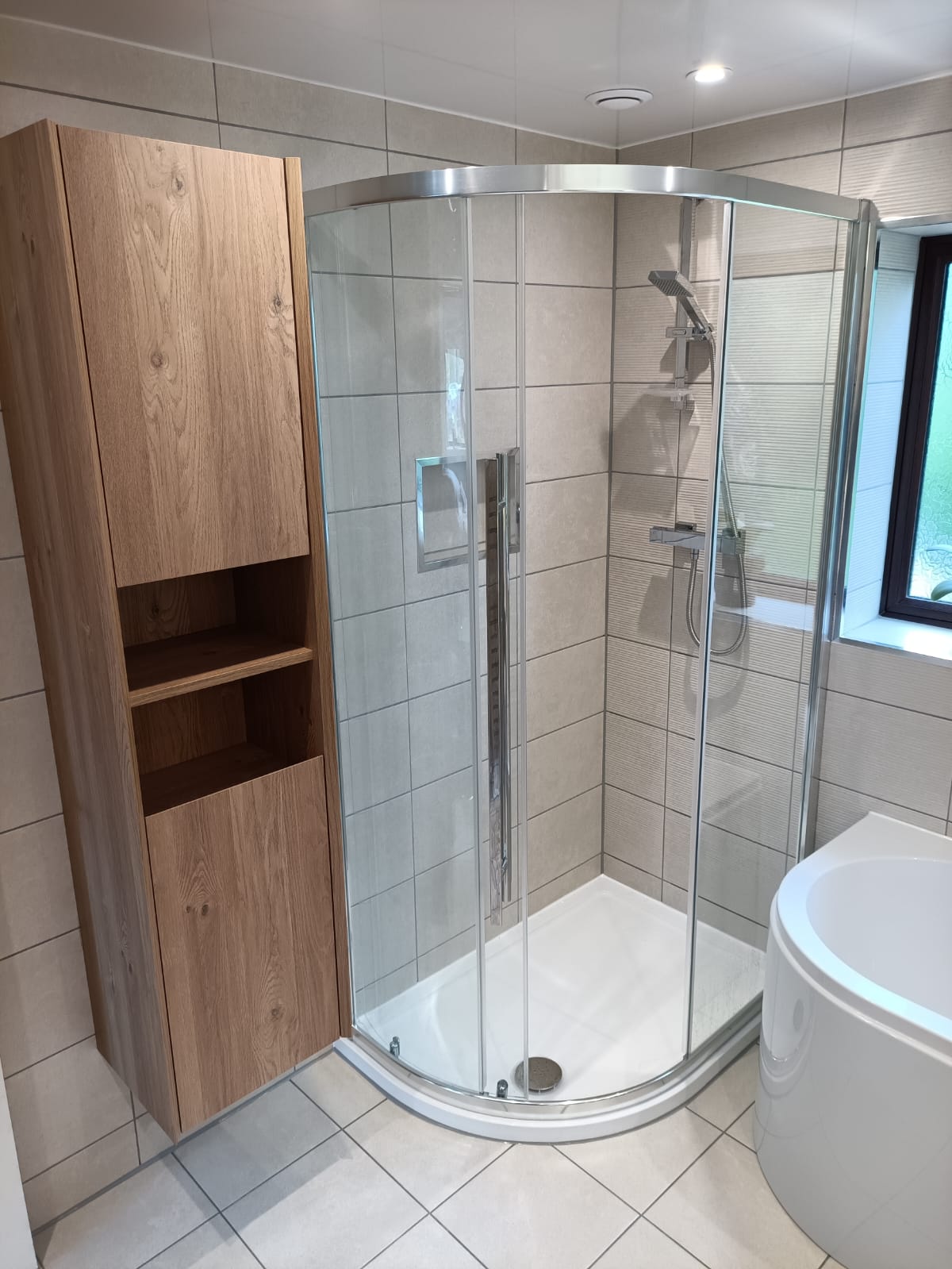 walk in Shower and towel cupboard walk in Shower and towel cupboard