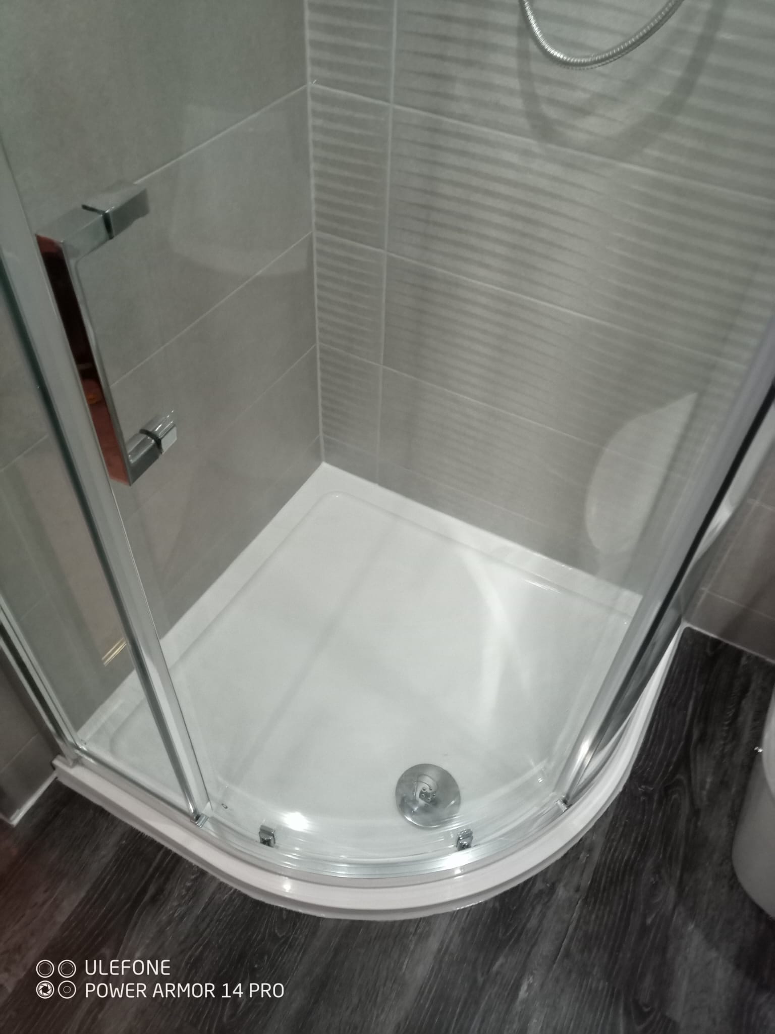 Corner Shower
